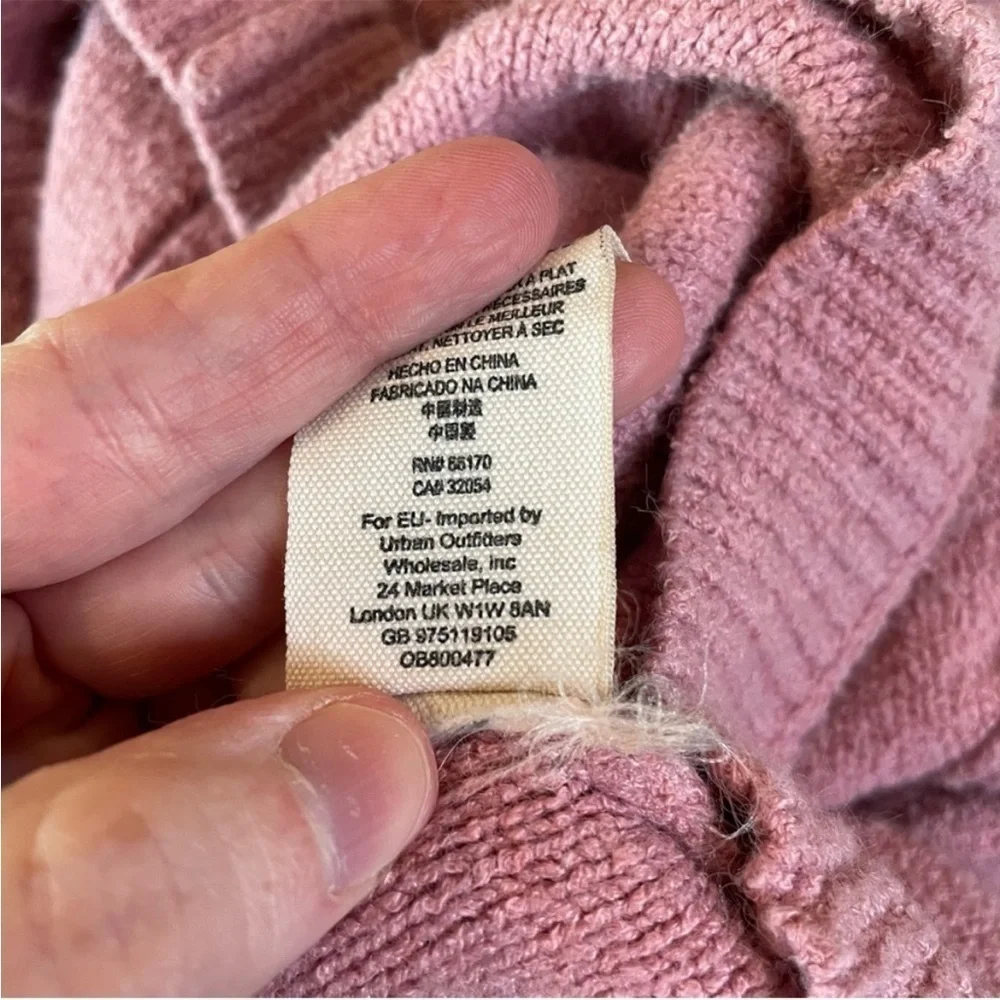 Free People Take Me Places Pink Oversized V-Neck Sweater Extra Small